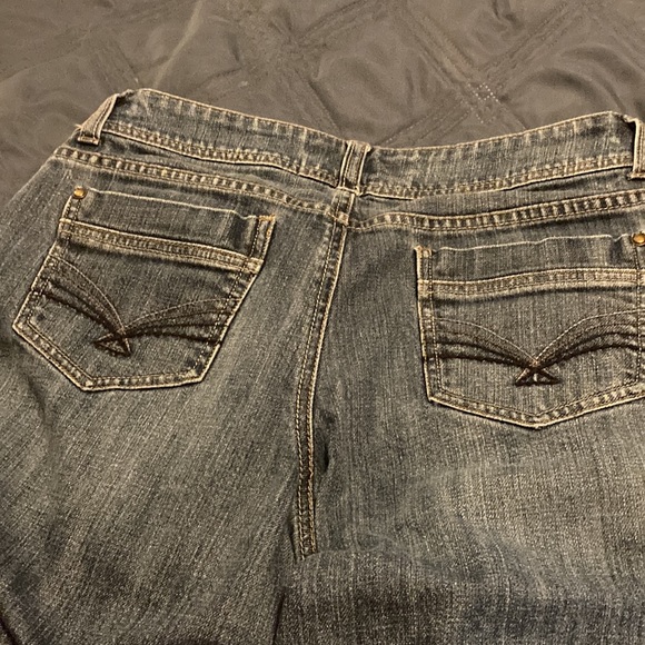 Capri pants - Picture 3 of 3